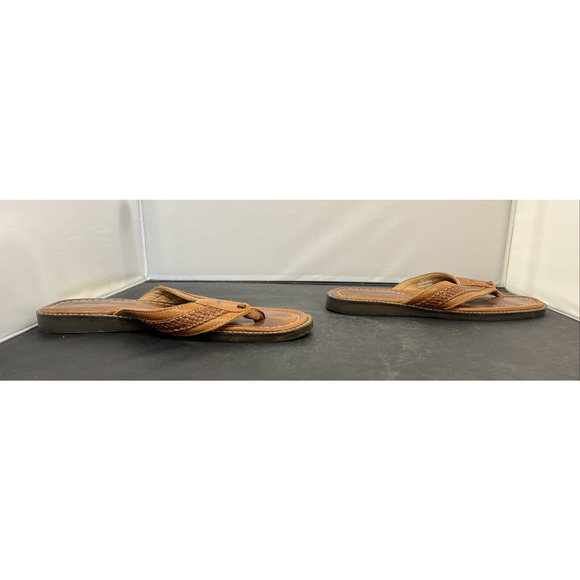 Tommy Bahama Sandals Anchors Away Mens 9M Brown Leather Flip Flop Thongs Chrty main image 3